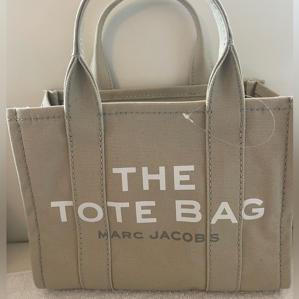 NEW Marc Jacobs Canvas Small Tote Bag - Picture 3 of 12